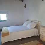 Casa D Amelinha * Gatao