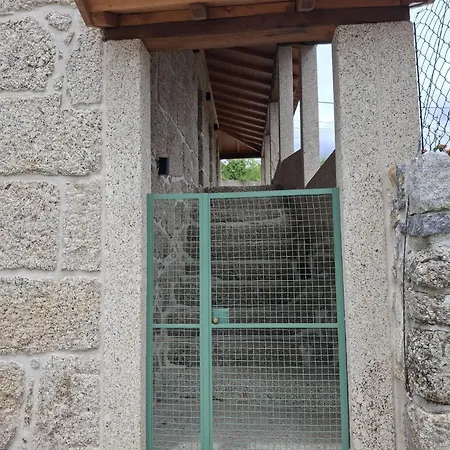 Casa D Amelinha 펜션 Gatao